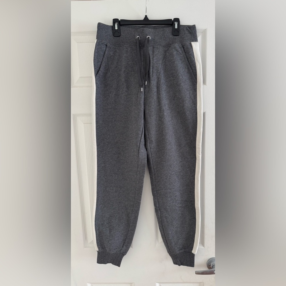 Ralph Lauren Women’s  Gray Cream athletic pant.Size :S.New